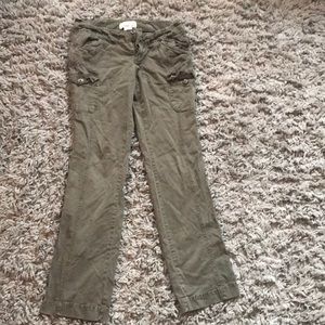 Old Navy Green Cargo Pants Women’s Size 2 Reg